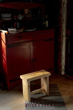 Vaarnii Ast 003 pall, furu