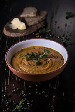 Vaidava Ceramics Earth skål 0,6 l, vit