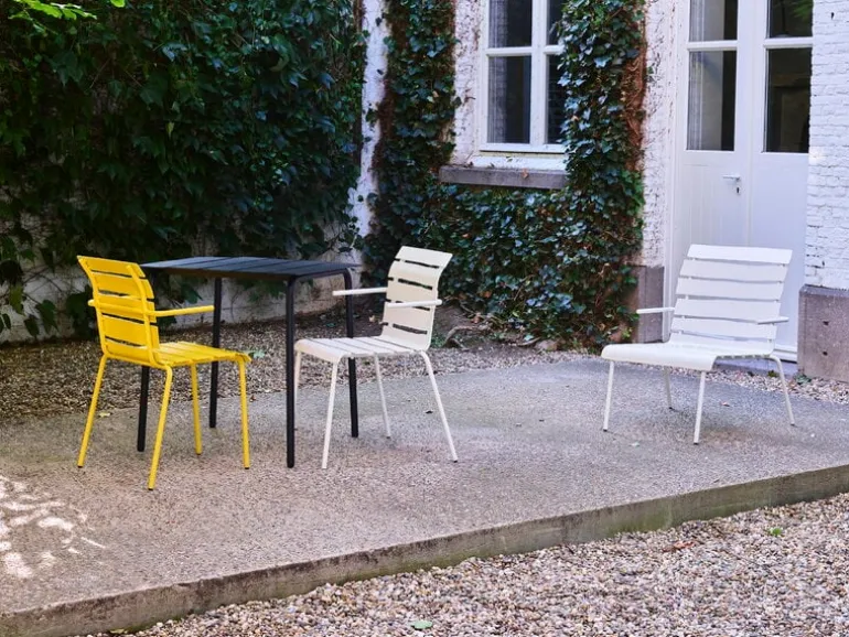 valerie_objects Aligned lounge stol, off-white