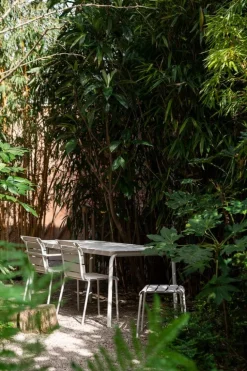 valerie_objects Aligned stol, off-white