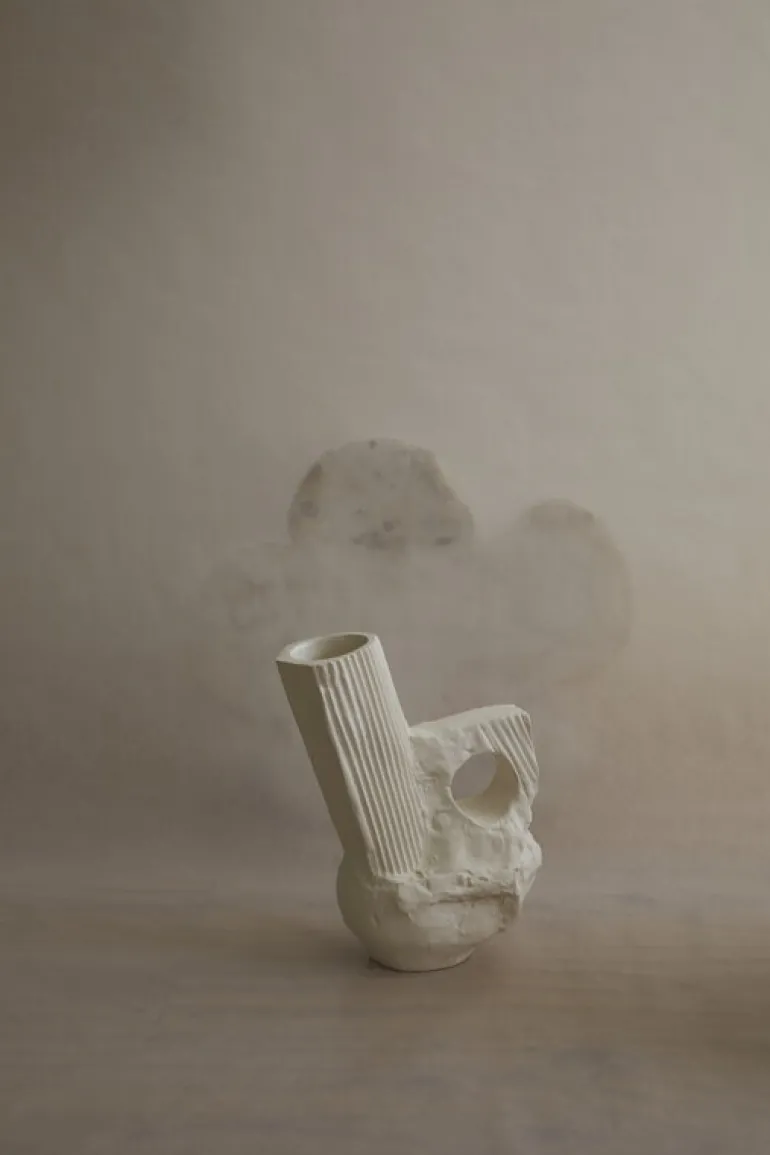 valerie_objects Artifacts kanna I, off-white