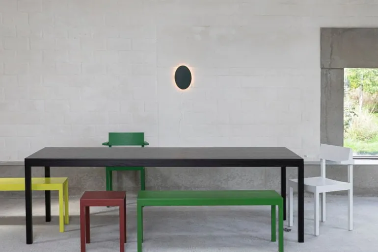 valerie_objects Silent bänk, gräs