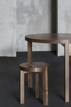 valerie_objects Solid matbord, 90 cm, valnöt