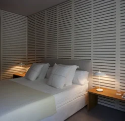 Vibia Mayfair 5505 bordslampa, vit