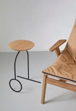 Viccarbe Giro skulpturbord, svart - matt betsad ek