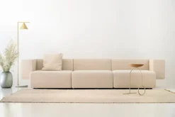 Viccarbe Giro skulpturbord, mässing - matt ek