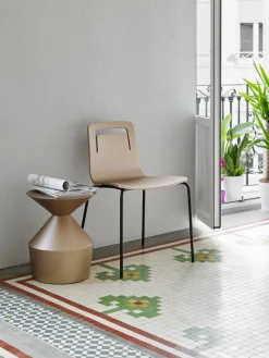 Viccarbe Shape lågt bord O, brons