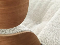 Vitra Eames Lounge Chair, ny storlek, Am. cherry - Nubia grädde/sand