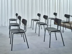 Vitra Moca stol, mörkbetsad ek - basic dark