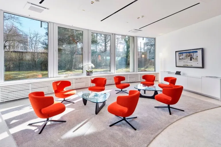 Vitra Noguchi soffbord, svart ask