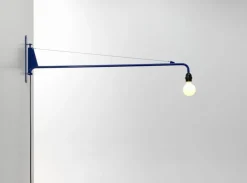 Vitra Petite Potence vägglampa, Prouvé Bleu Marcoule