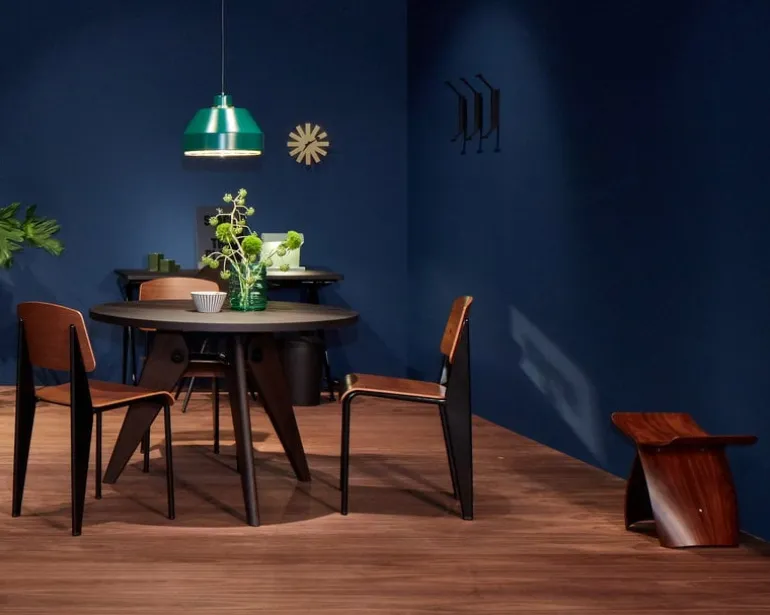 Vitra Standard Chair, svart - ek