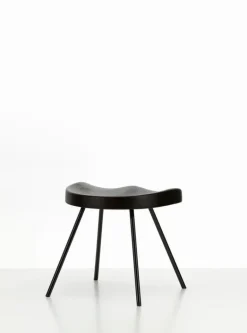 Vitra Tabouret 307 pall, mörk ek