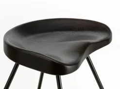 Vitra Tabouret 307 pall, mörk ek
