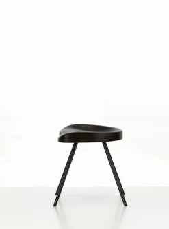 Vitra Tabouret 307 pall, mörk ek
