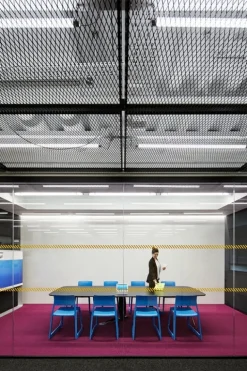 Vitra Tip Ton stol, glaciärblå