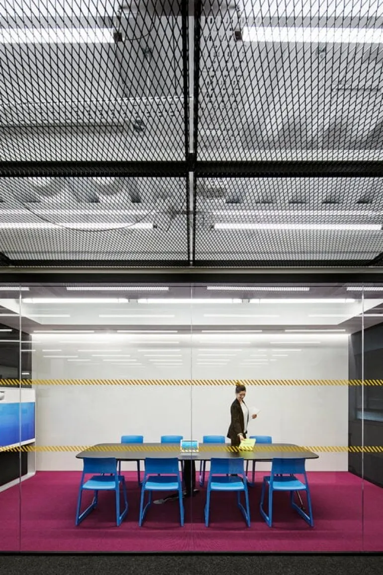 Vitra Tip Ton stol, glaciärblå