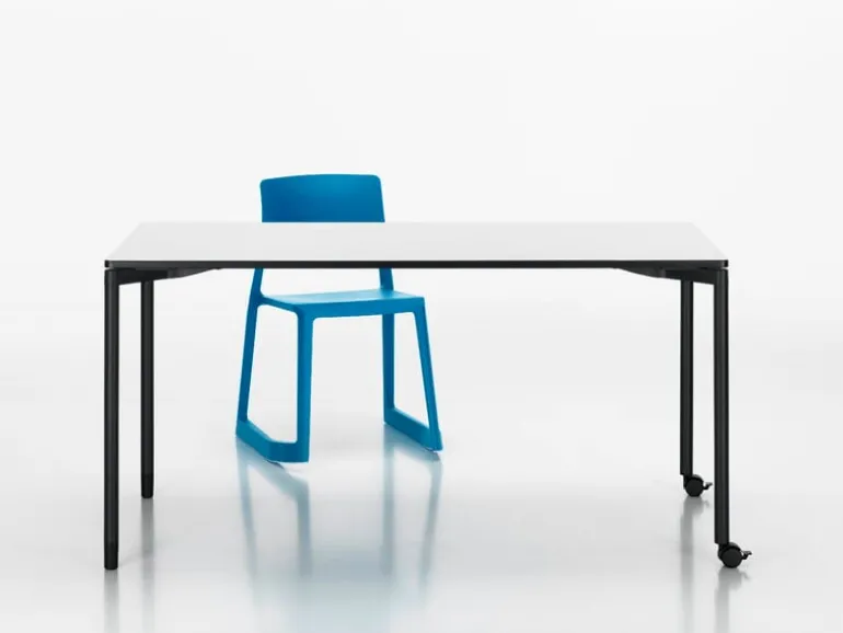 Vitra Tip Ton stol, glaciärblå