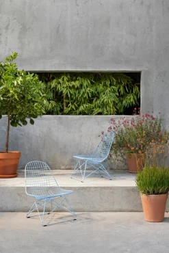 Vitra Wire Chair LKR, himmelsblå