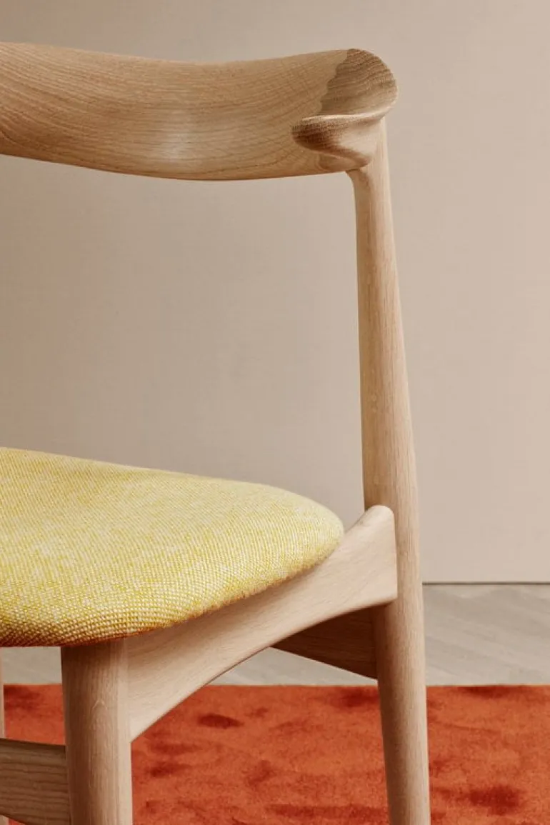 Warm Nordic Cow Horn stol, oljad ek - vanilj