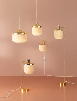 Warm Nordic Fringe bordslampa, cream white