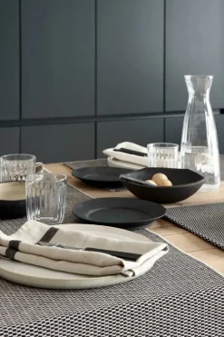 Woodnotes Morning bordslöpare, 35 x 120 cm, svart - sten