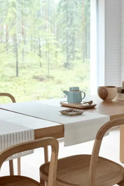 Woodnotes Morning bordslöpare, 35 x 120 cm, vit - sten