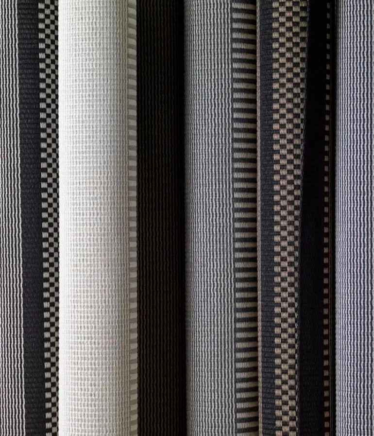 Woodnotes San Francisco matta, svart - nutria