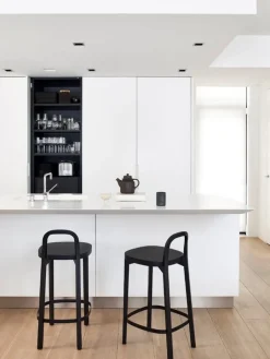 Woodnotes Siro+ barstol 65 cm, svart