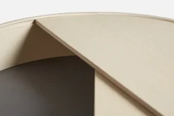 Woud Arc soffbord, vitpigmenterad ask