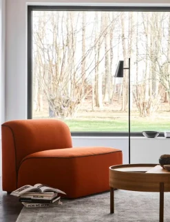 Woud Cono golvlampa, svart