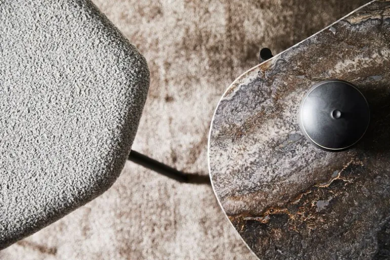 Woud La Terra sidobord, M, grå melange travertin - svart