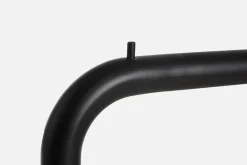 Woud O&O klädhängare, liten, svart