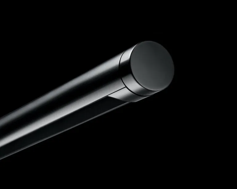 Wästberg w181 Linier hänglampa, 3000K, dimbar, svart