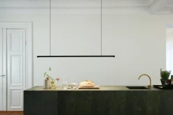 Wästberg w181 Linier hänglampa, 3000K, dimbar, svart