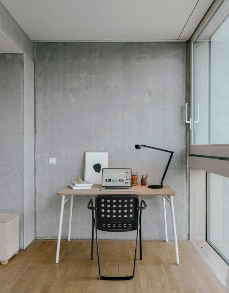 Wästberg w227 Winkel alu bordslampa, jet black